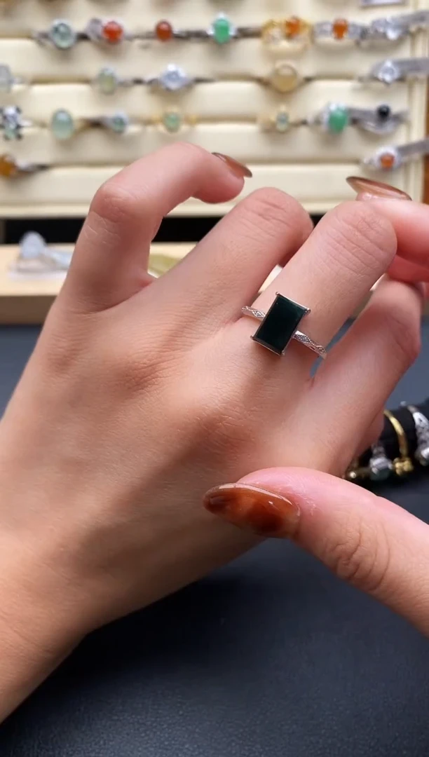 银S925镶嵌戒指翡翠6666666+8