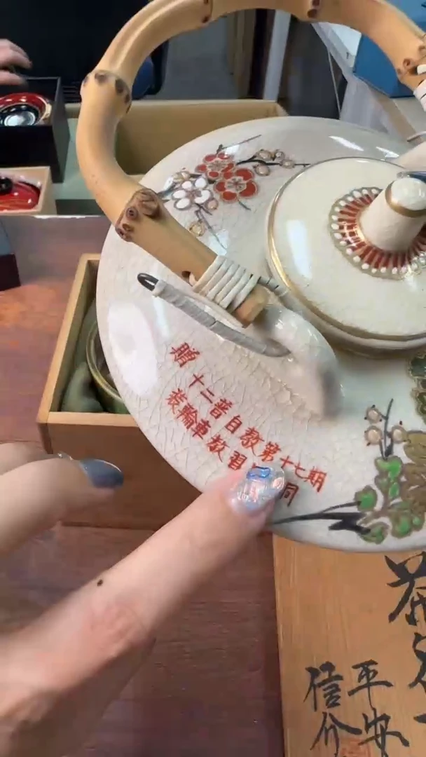 抽****头总有些再见来不及挥手