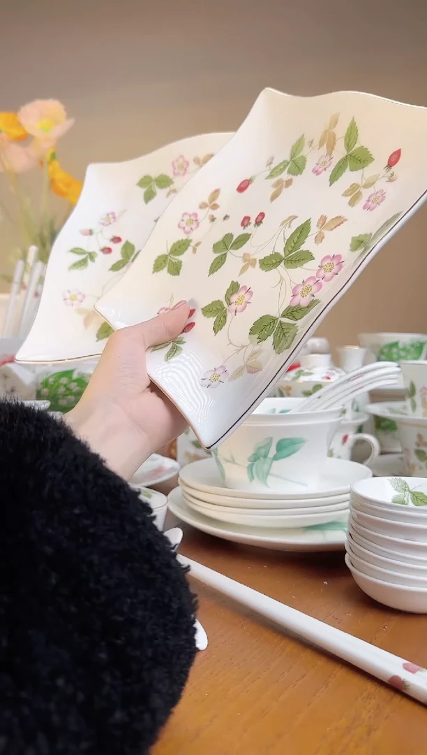 【闪购商品】高骨瓷8.5寸大波浪2个