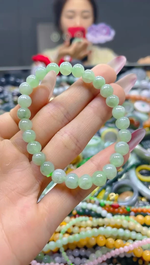 颈饰未镶嵌翡翠6MM/S/翡翠A货，一件也是批发价