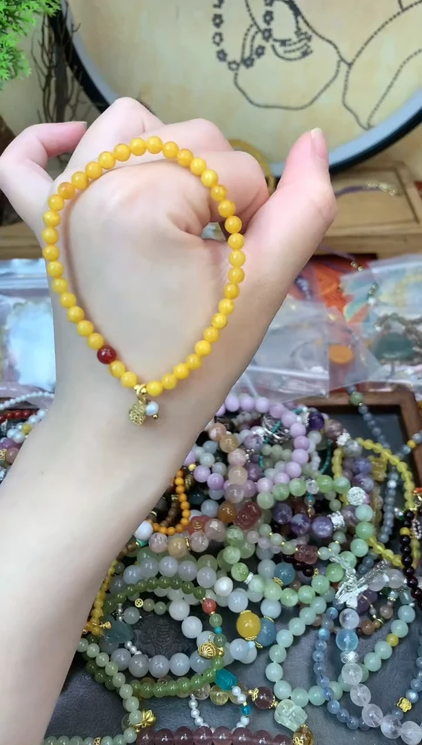 【闪购商品】蜜蜡手链未镶嵌240手串