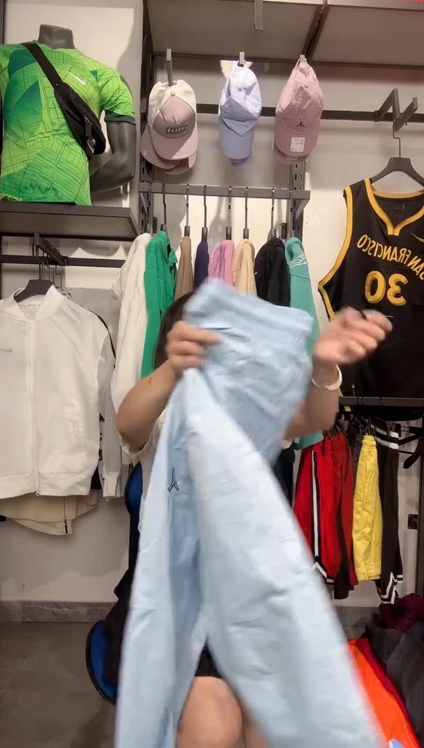 1656  编码 瑕疵款直播间过款为准 尺码