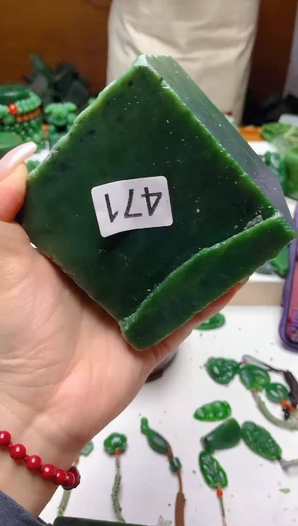 未镶嵌和田玉（碧玉）珠宝半成品0