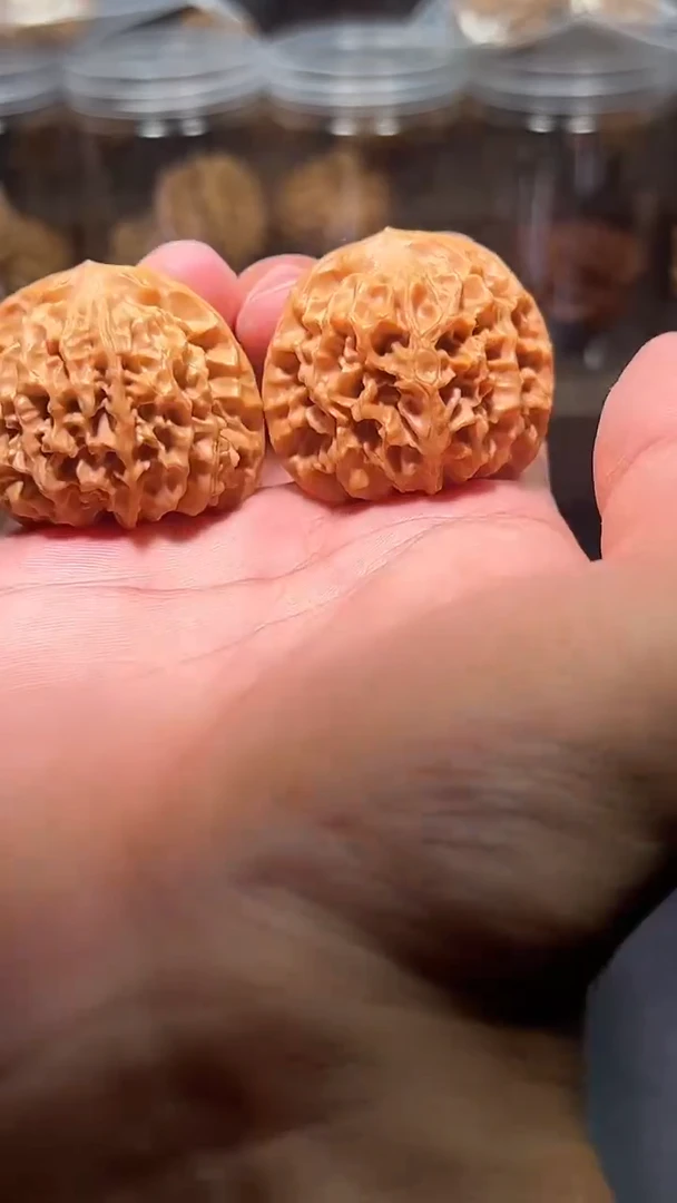 文玩核桃把件30秦闷