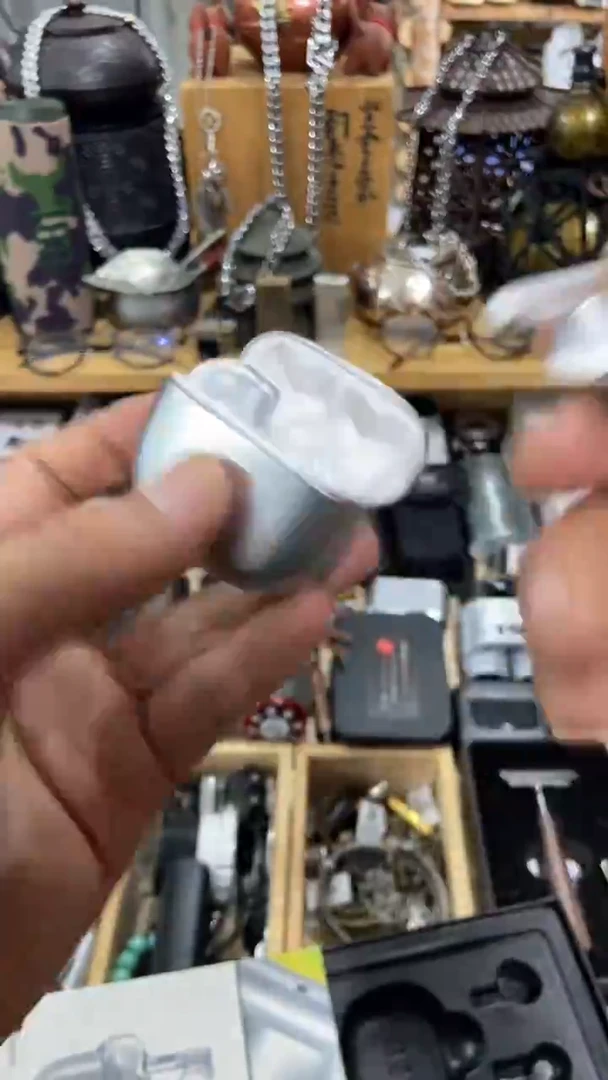 瓷片闪购商品  如图所示