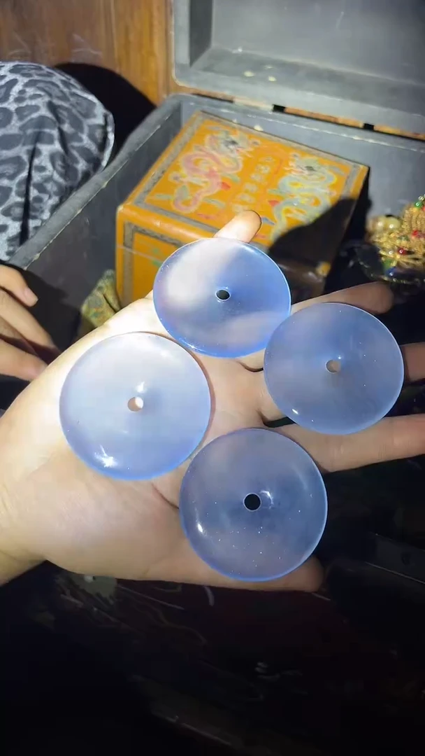 和田玉未镶嵌挂件梦幻蓝平安扣一个