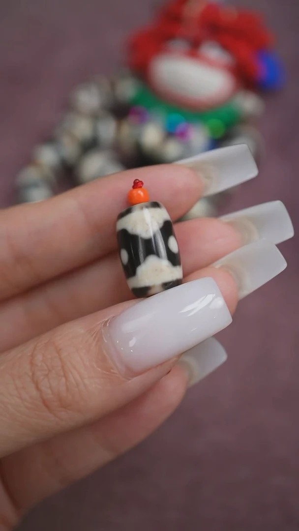 玛瑙/玉髓颈饰未镶嵌蚀花玛瑙珠定制编绳