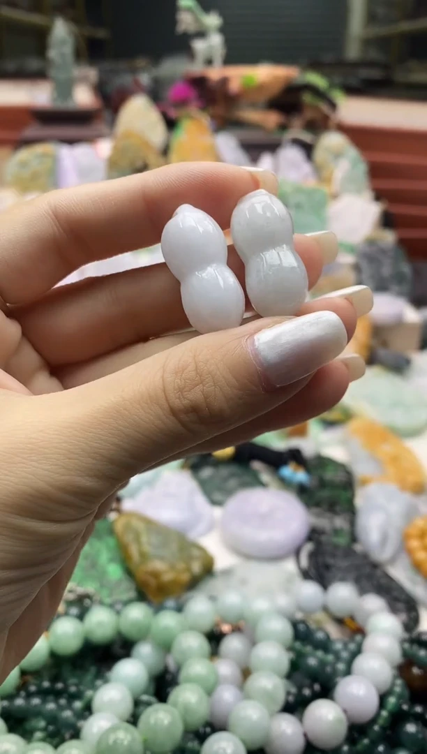 颈饰未镶嵌翡翠002