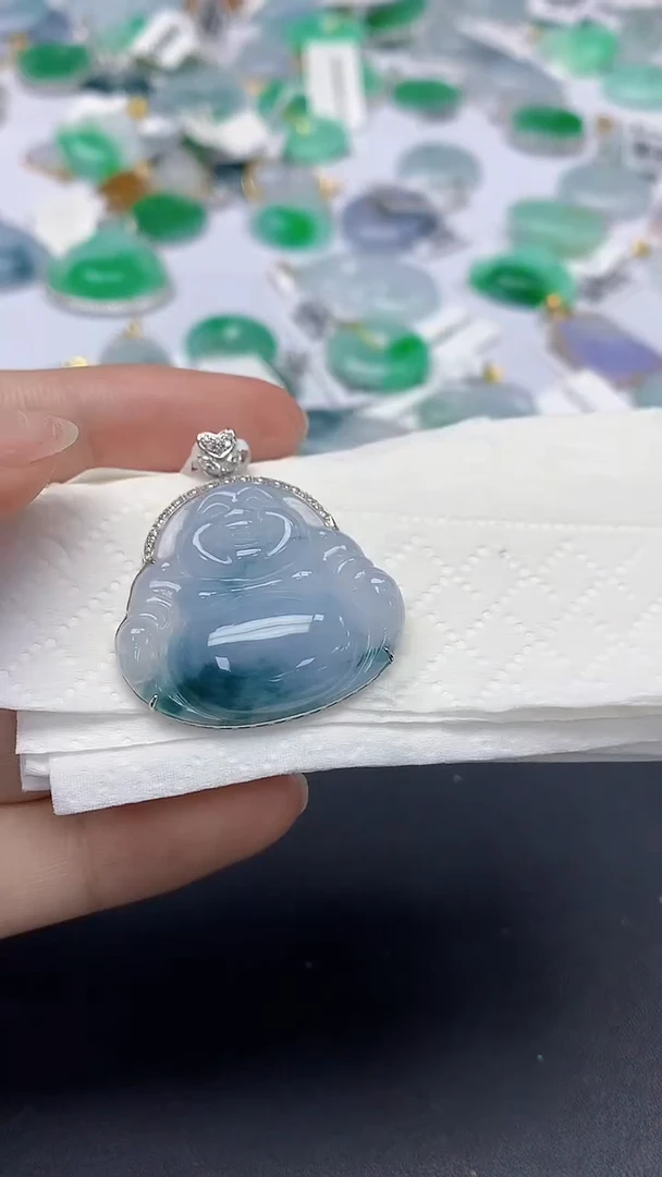 翡翠18K金镶嵌颈饰天然缅甸a货翡翠