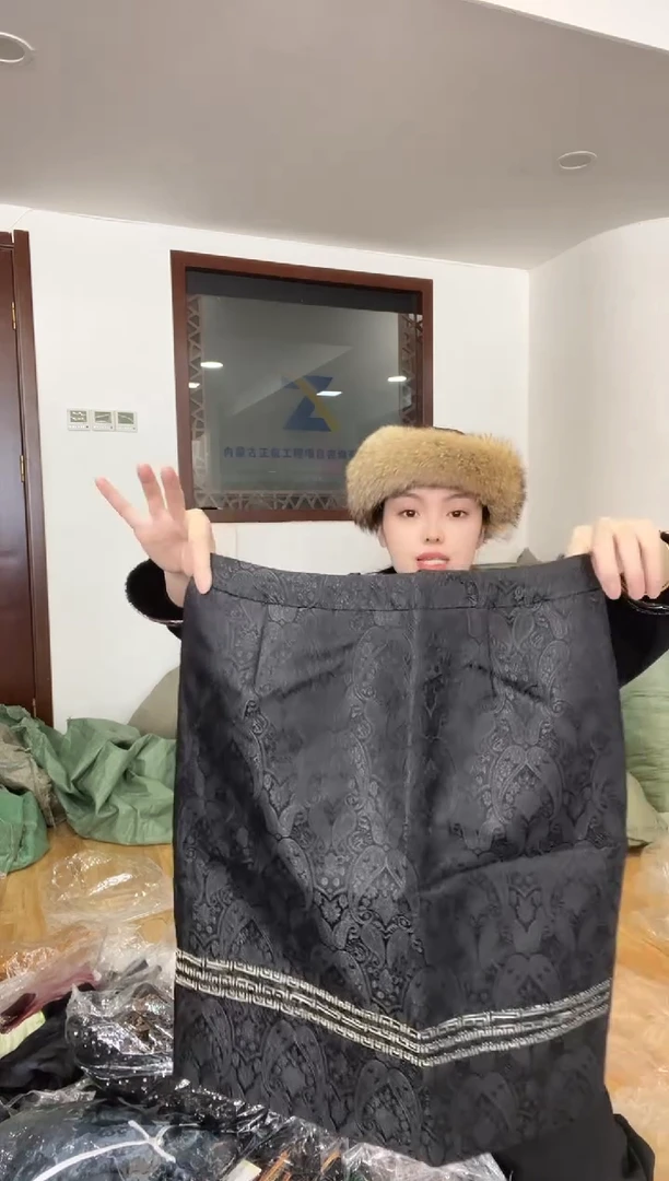 L码        105-115斤    半裙