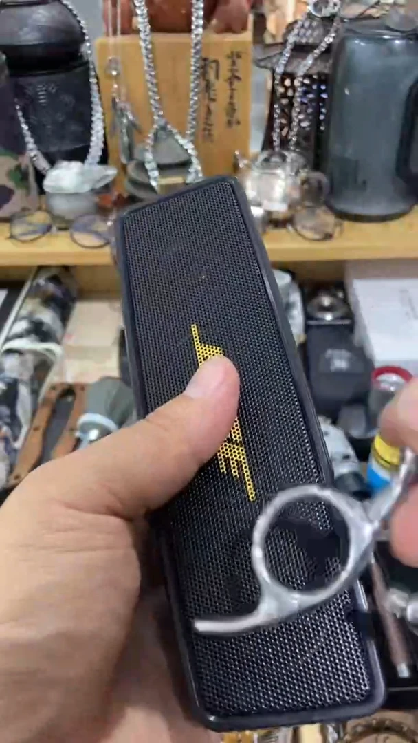 瓷片闪购商品  如图所示