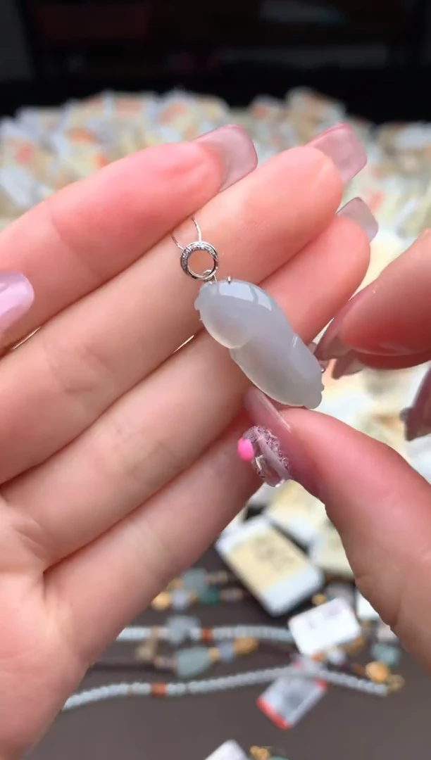 【闪购商品】翡翠颈饰18K金镶嵌—