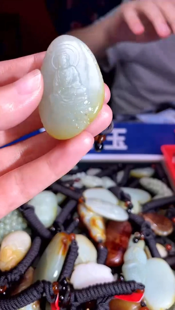 和田玉未镶嵌挂件1