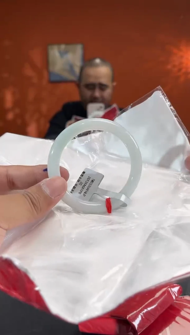 未镶嵌手镯翡翠25   53