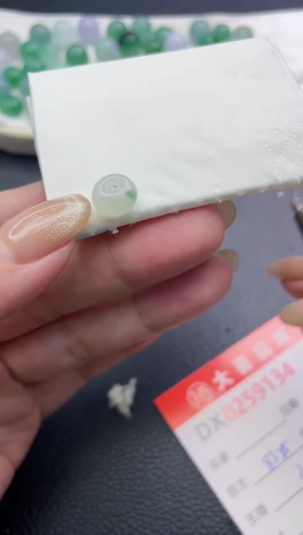 定制翡翠未镶嵌珠子