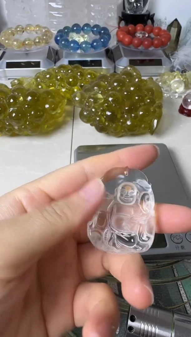 颈饰未镶嵌水晶矿坑16