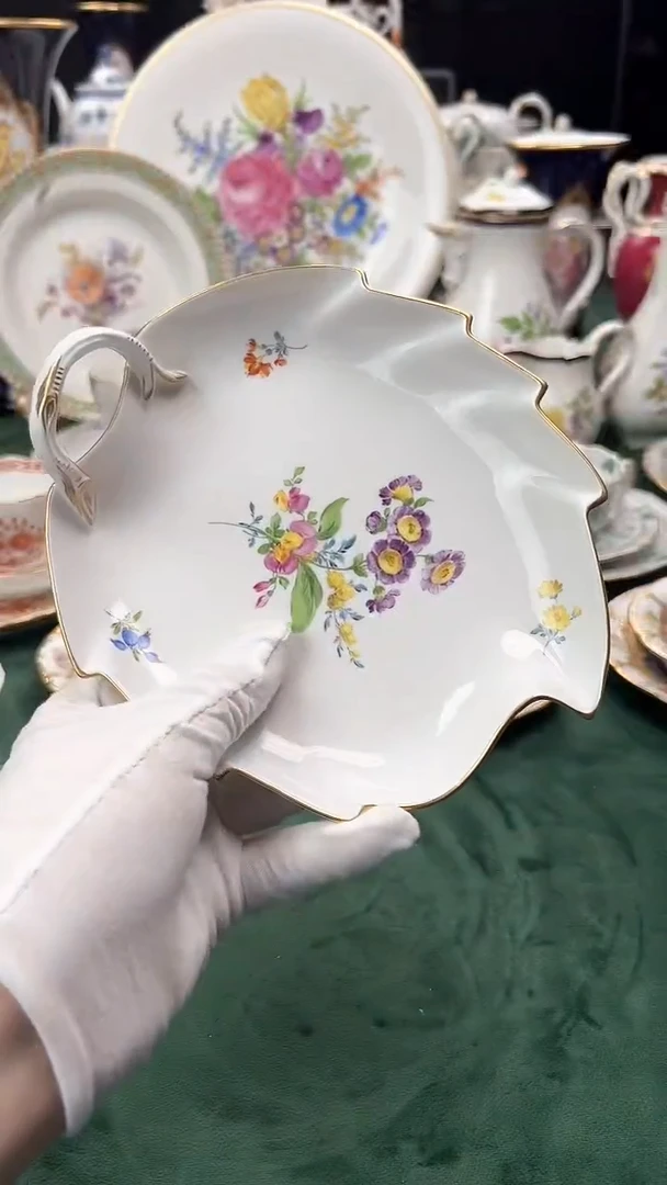欧瓷梅森一等花绘叶子盘15.5cm