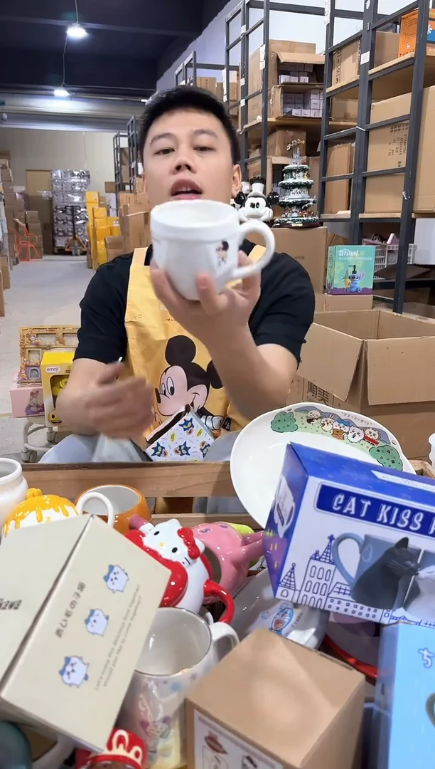 其他原盒小新超人内内水杯