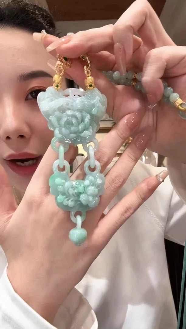 【闪购商品】翡翠颈饰未镶嵌国风