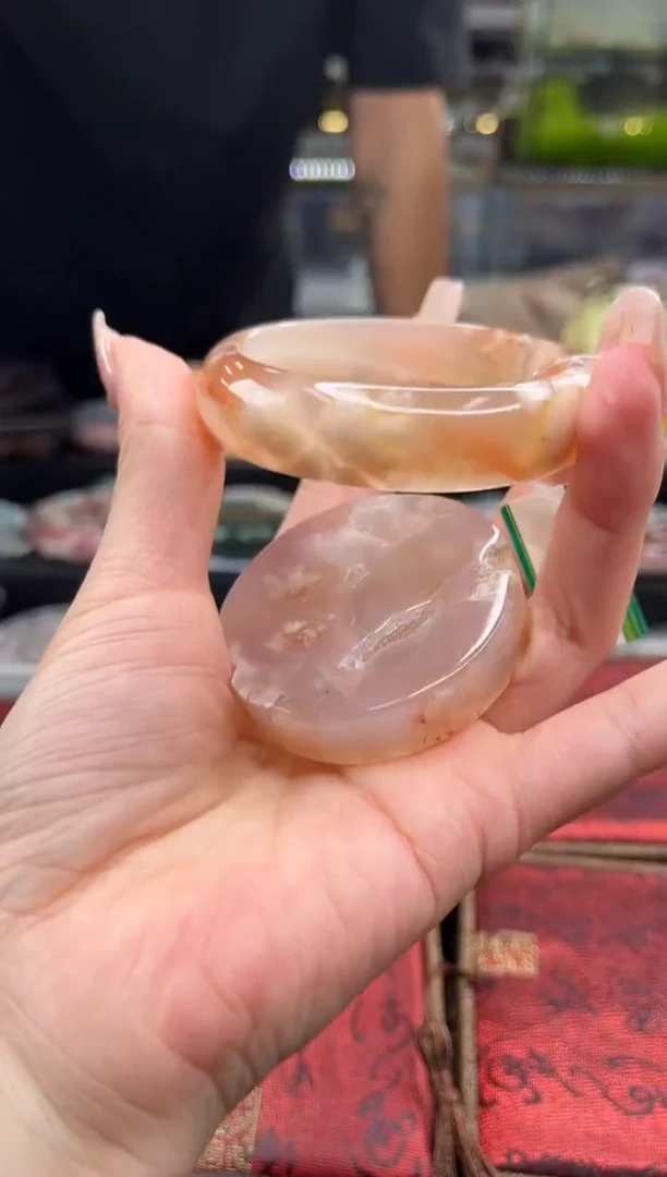 未镶嵌手镯石英质玉53圈口 （赠品镯心）6889015