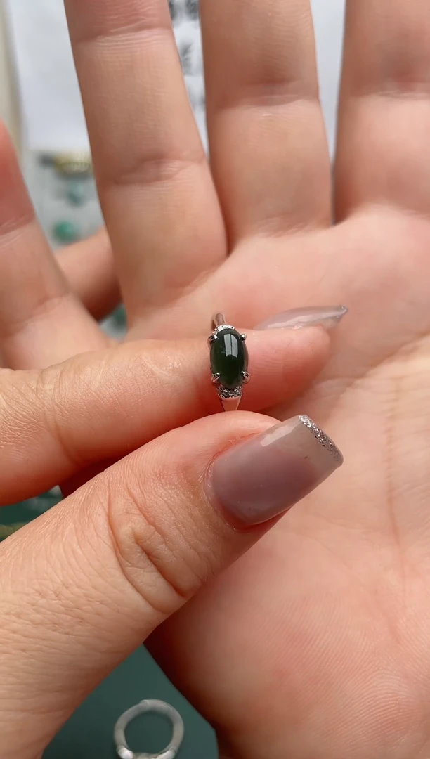 翡翠戒指银S925镶嵌.