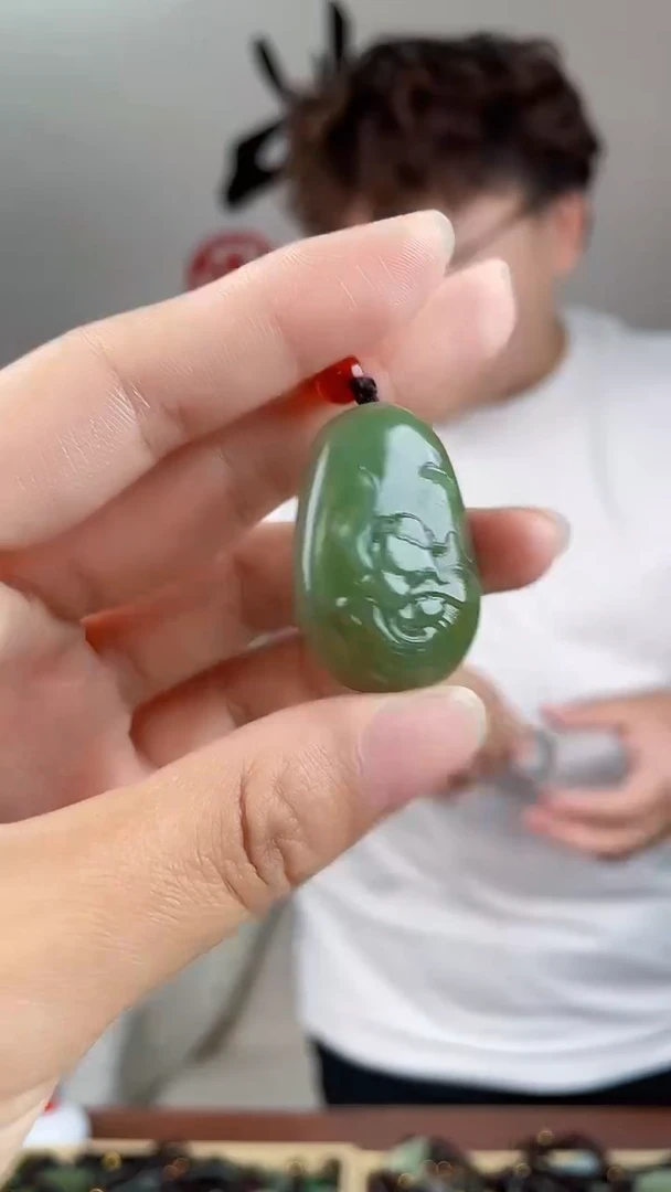 和田玉未镶嵌颈饰拍一发一，多样性发货