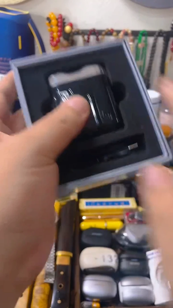 瓷片闪购商品 如图所示