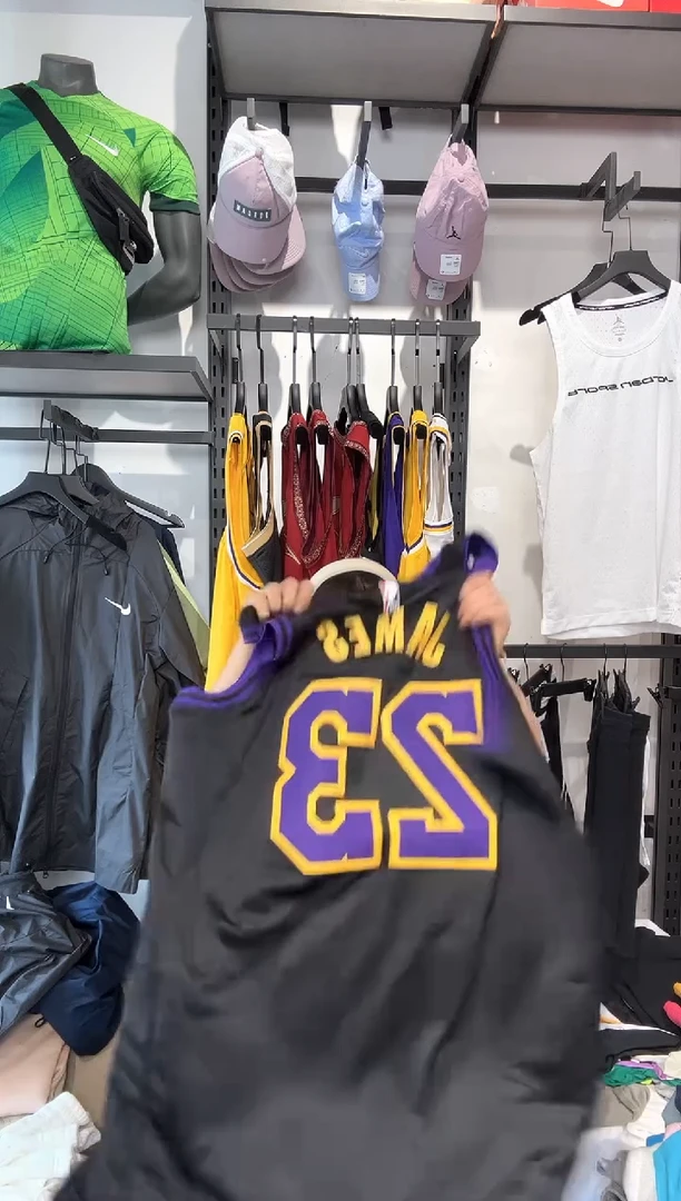 1714编码 瑕疵款以直播间过款为准 尺码