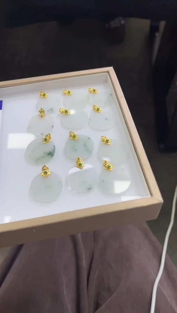 颈饰未镶嵌翡翠V439 /多样性发一件/配绳子