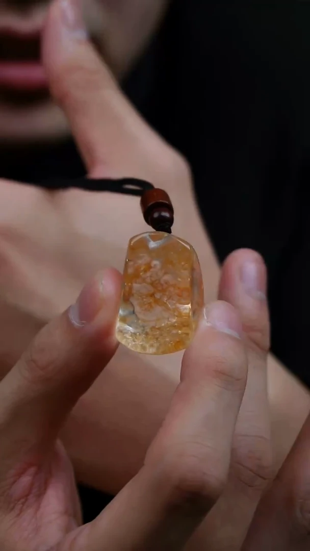吊坠(赠链)未镶嵌水晶水晶