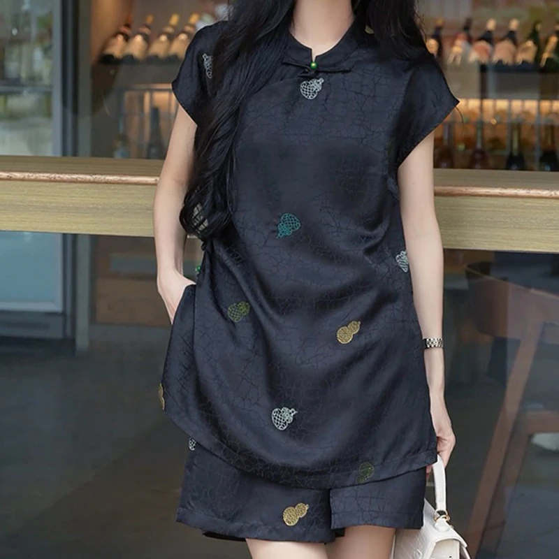 新中式时尚套装女2025夏季新款显瘦黑色中国风绣花上衣短裤两件套
