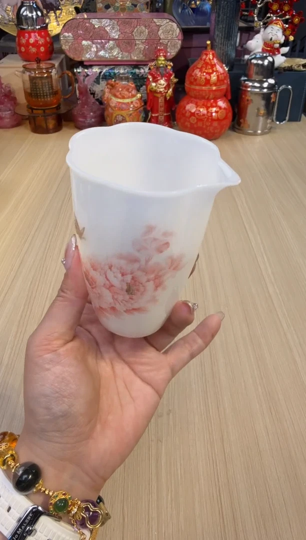 112渡景山房（富贵倾城）公道杯