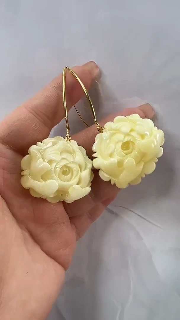 琥珀颈饰未镶嵌耳环