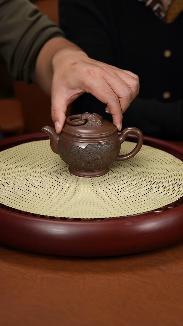 茶壶紫砂曹秀芬 送紫砂盖杯