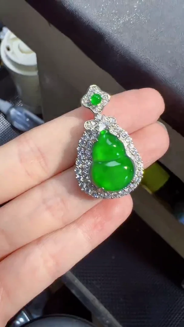 【闪购商品】定制翡翠未镶嵌葫芦商品多样性发货1