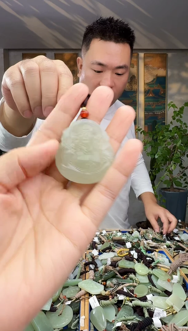 未镶嵌和田玉挂件拍一发一