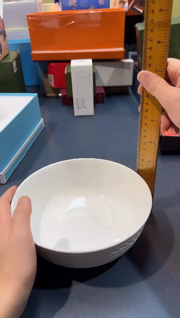 【闪购商品】瓷片A635全场正品，京东包邮