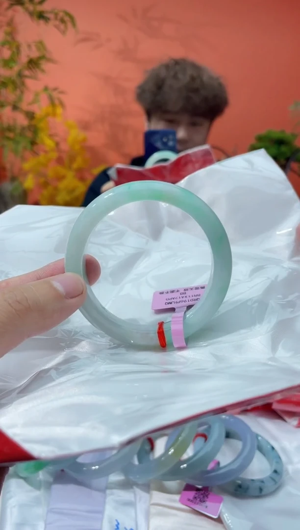 未镶嵌手镯翡翠2