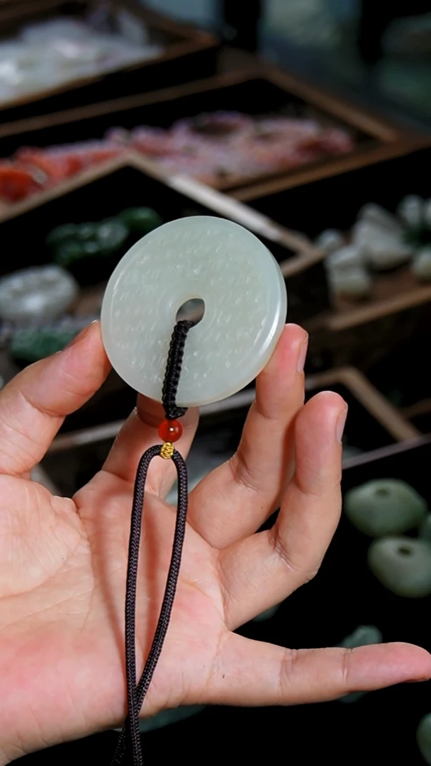 和田玉未镶嵌颈饰010