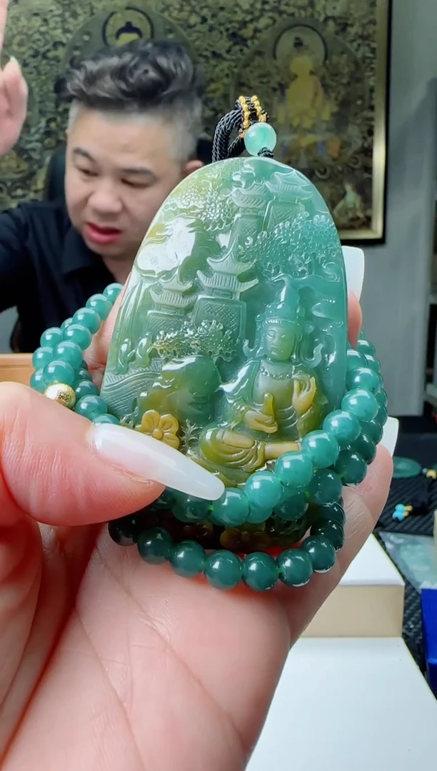 【闪购商品】翡翠颈饰未镶嵌111111111