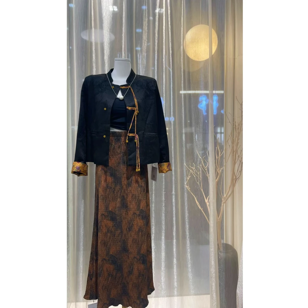 JIRUIMAN/吉瑞曼新中式国风盘扣提花立领长袖流苏百搭外套W517