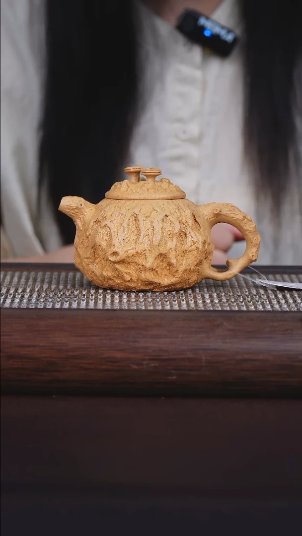 茶壶紫砂关注主播即可参与竞拍