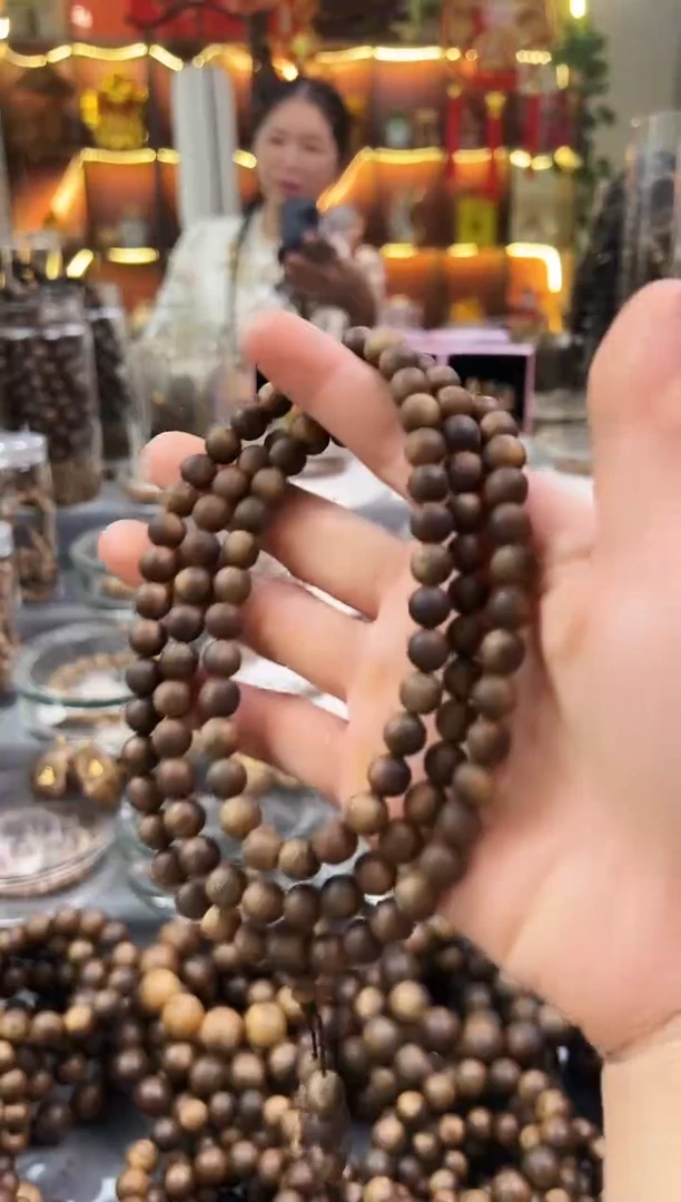 沉香手串棋楠白露圆珠多圈