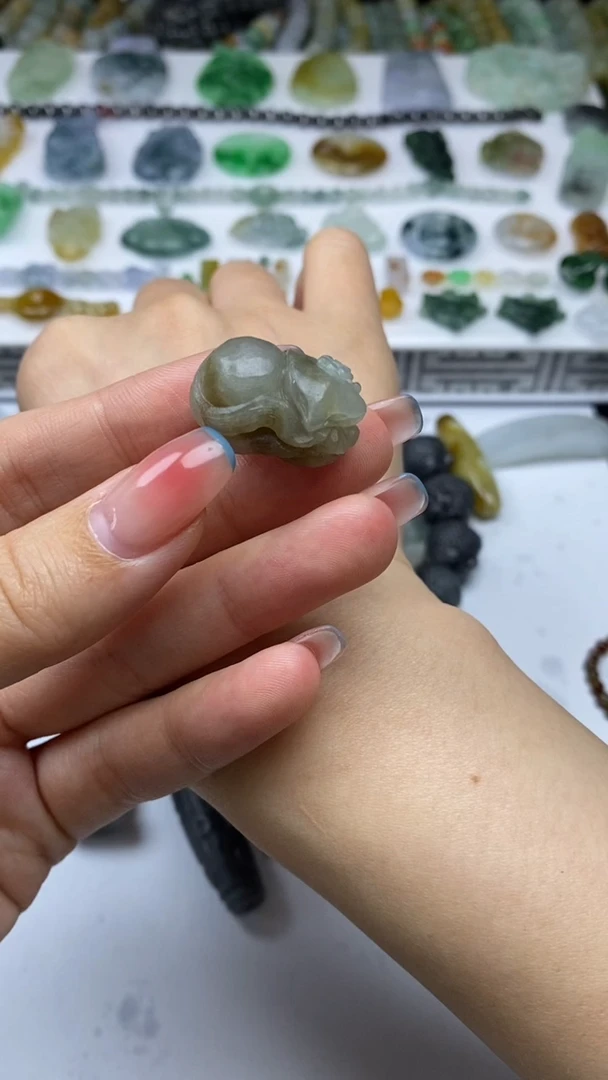 未镶嵌定制翡翠毛货定制不退不换