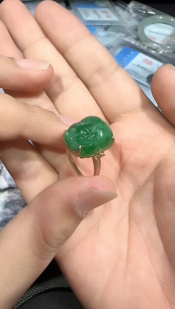 翡翠戒指18K金镶嵌250529098