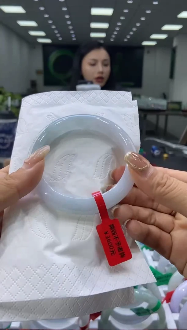 未镶嵌手镯翡翠00008744