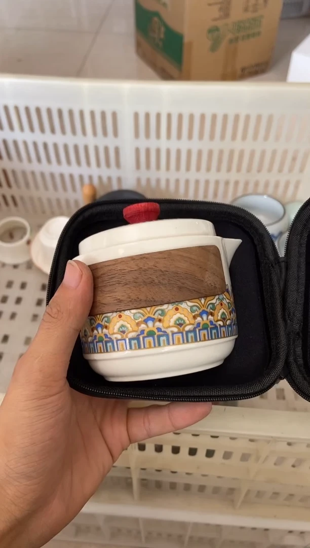 无运费险有瑕疵的摄影的产品有使用过的痕迹有点脏介意勿拍