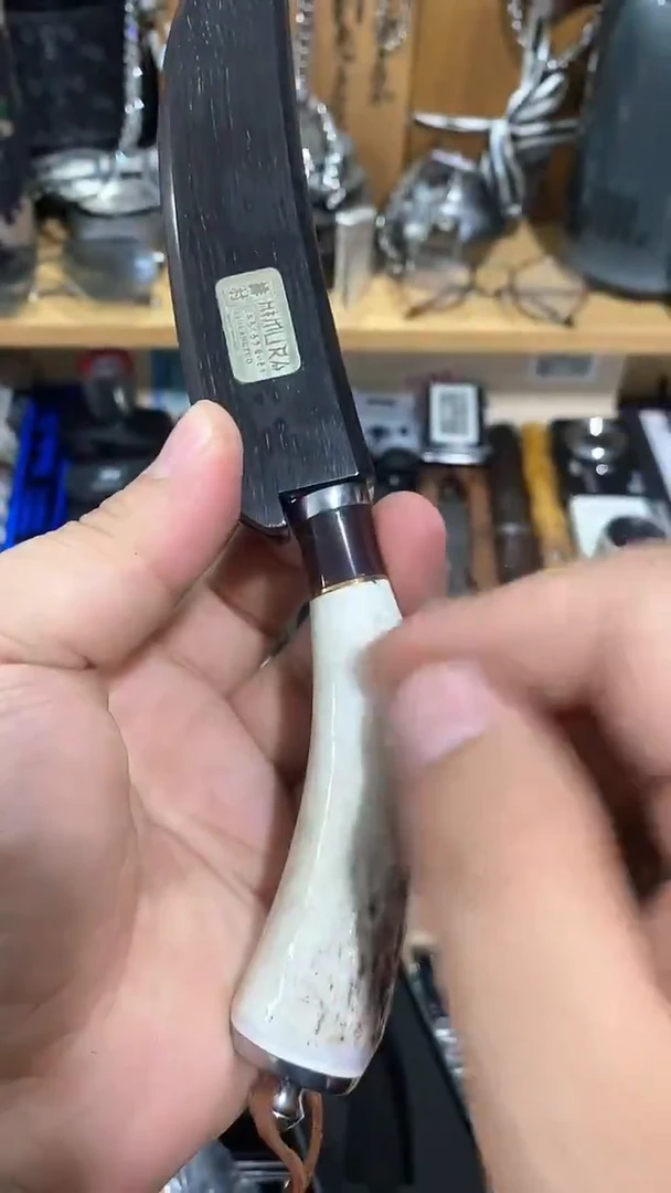 瓷片闪购商品  如图所示