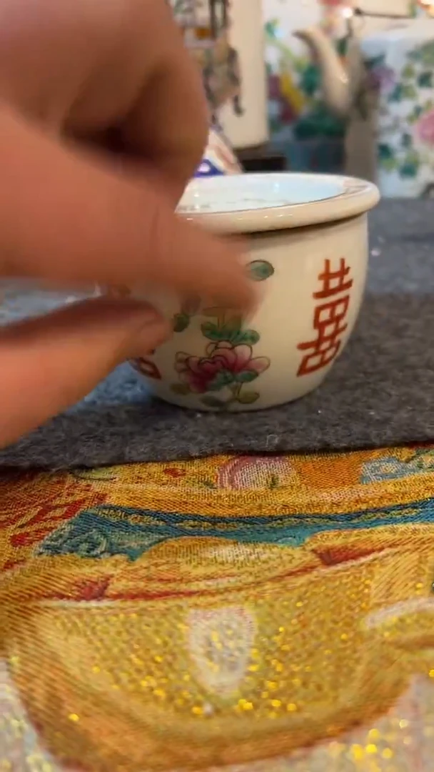 摆件瓷摆件瓷摆件喜字蛐蛐罐