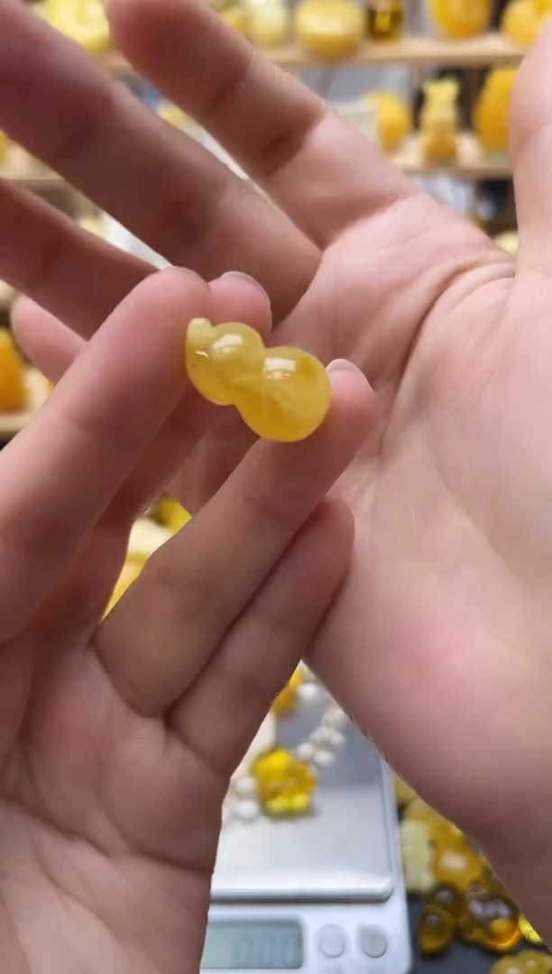 琥珀未镶嵌珠宝奇石069琥珀蜜蜡微瑕